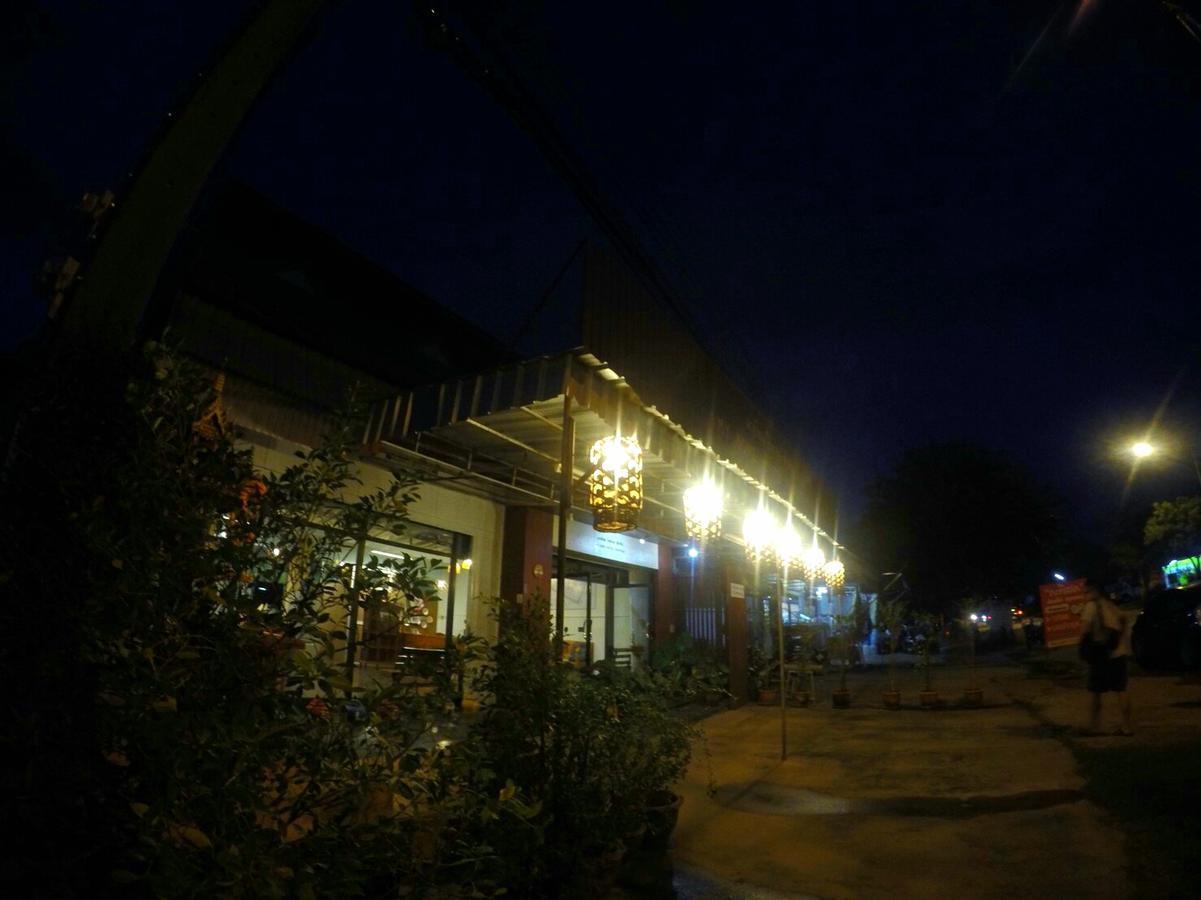 My Home Hostel Sukhothai Mueang Kao Esterno foto